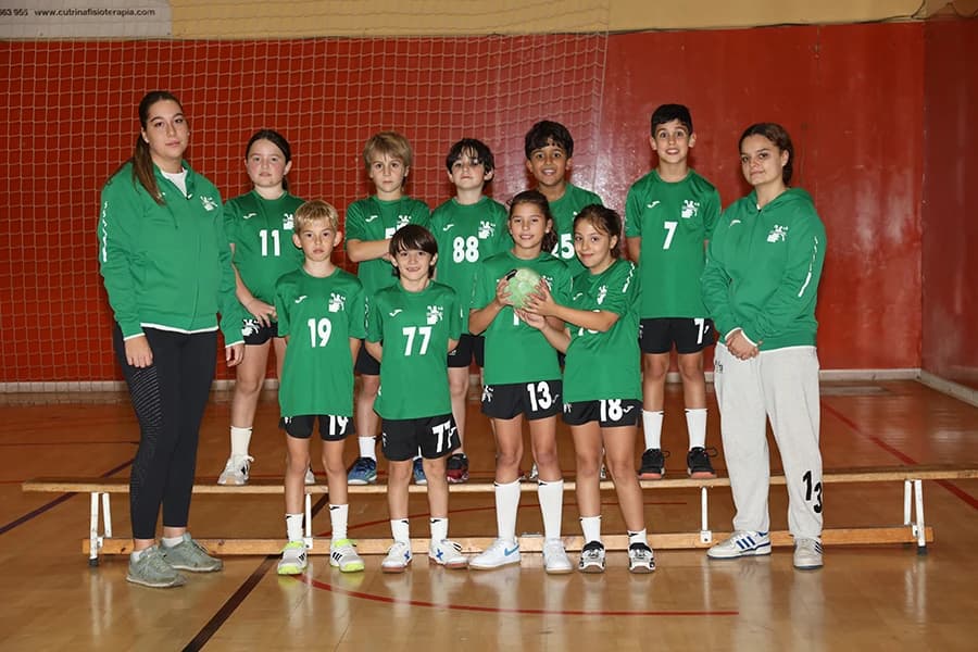 Foto oficial de l'equip Benjamí Blanc